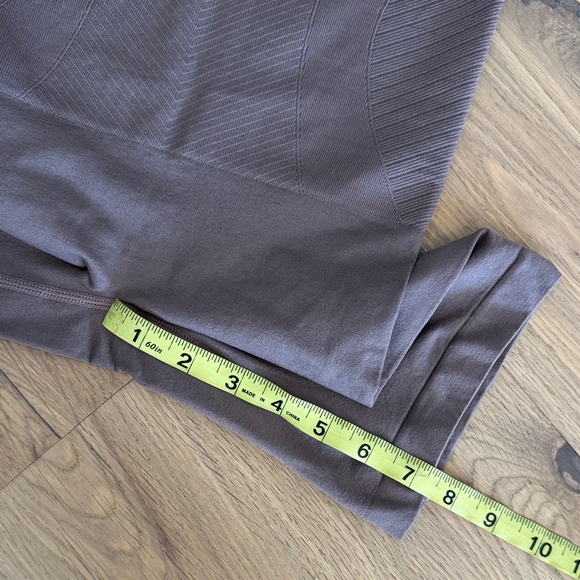 💜 Nautica Mauve Shapewear Shorts – NWOT
Size Small - Picture 6 of 8